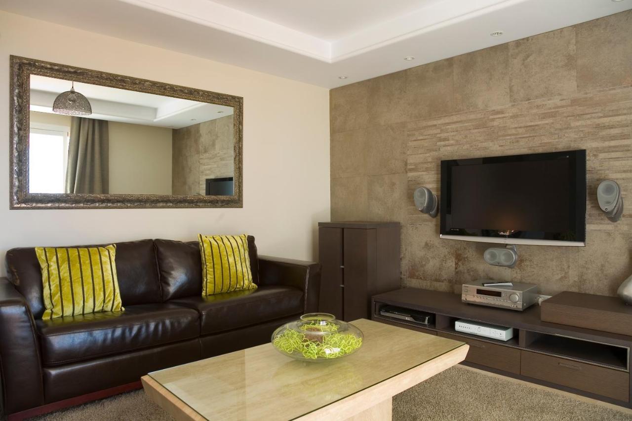 Appt 401-3-Bed-Heaven Beach-Paseo-All Year Heated Pool-Free Bikes Estepona Exterior foto